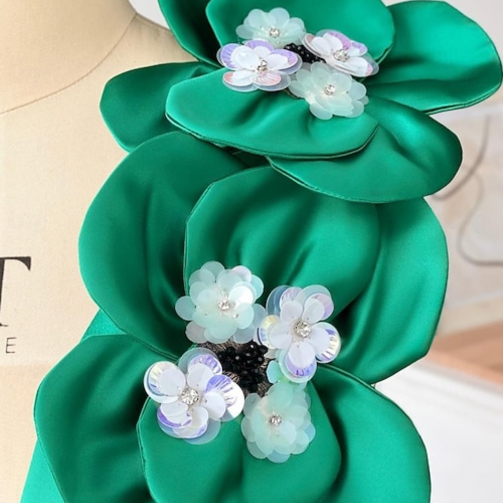 Elegant Green V-Neck Dress Prom Cocktail - Picture 5 of 9